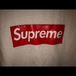Supreme t shirt